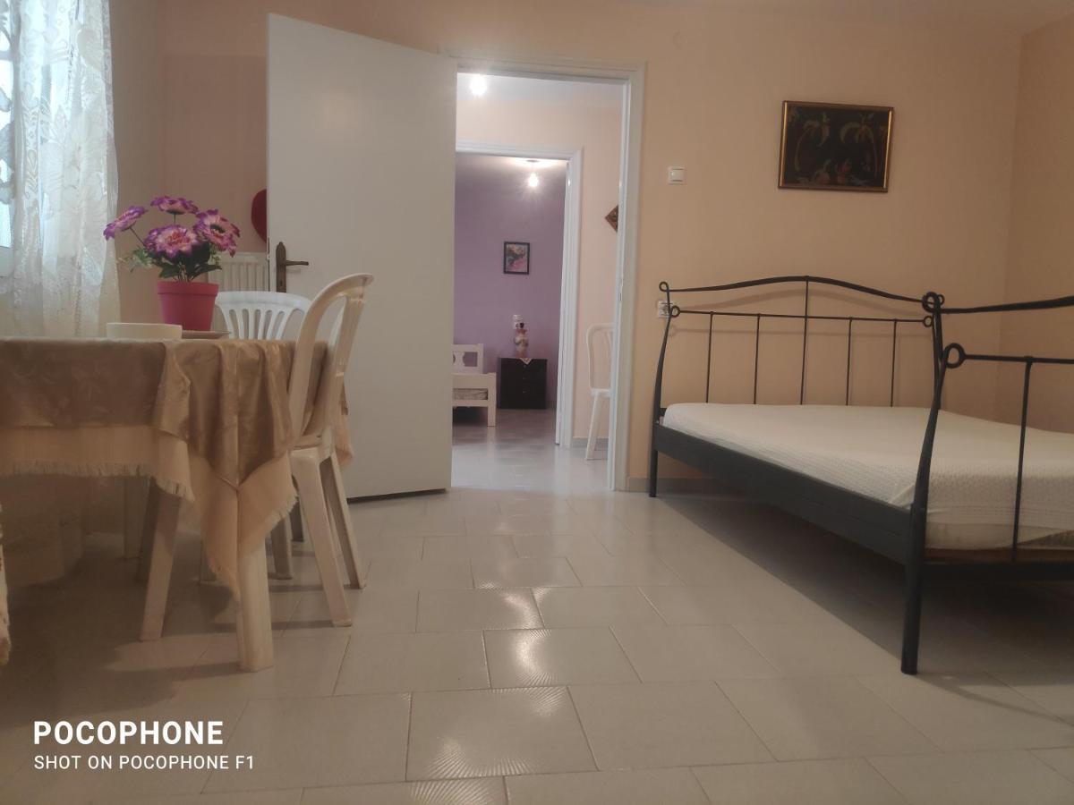 Κεντρικό, Άνετο Και Ζεστό Διαμέρισμα Kamena Vourla Ngoại thất bức ảnh