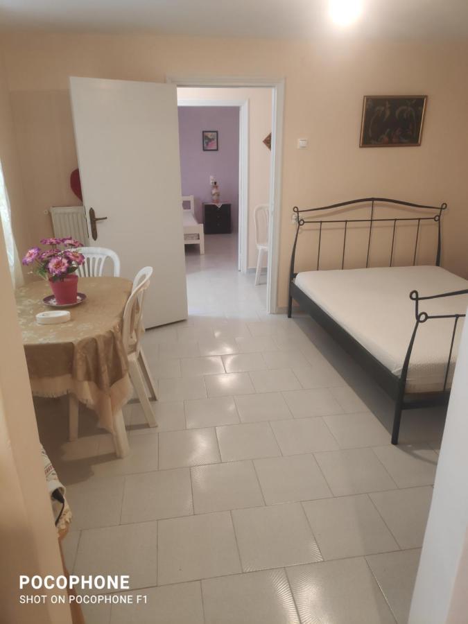 Κεντρικό, Άνετο Και Ζεστό Διαμέρισμα Kamena Vourla Ngoại thất bức ảnh