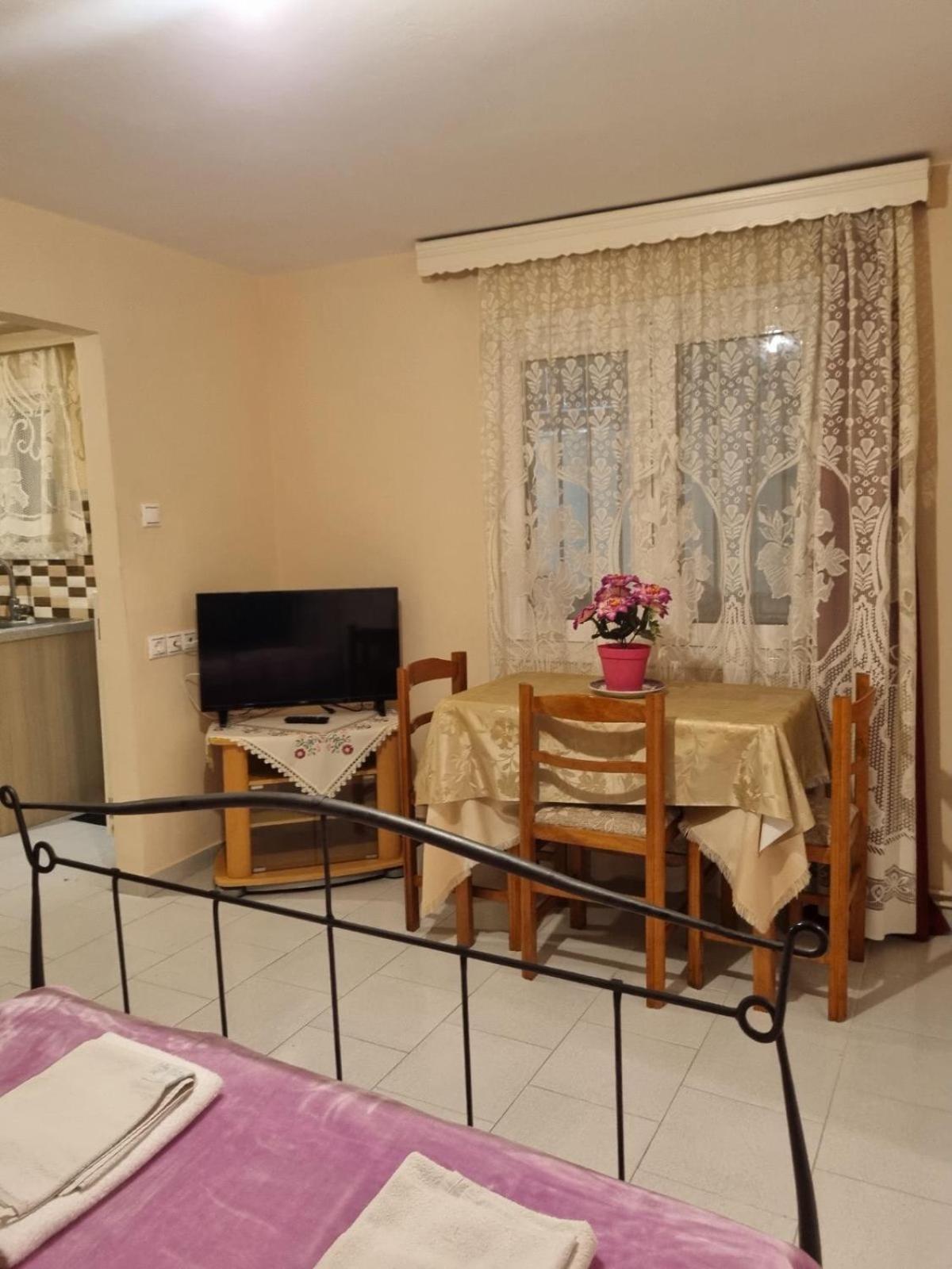 Κεντρικό, Άνετο Και Ζεστό Διαμέρισμα Kamena Vourla Ngoại thất bức ảnh
